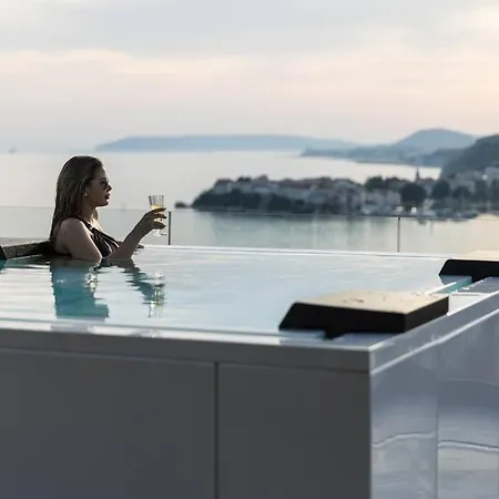 Apartment Zen, New Luxury Rooftop Near Split
